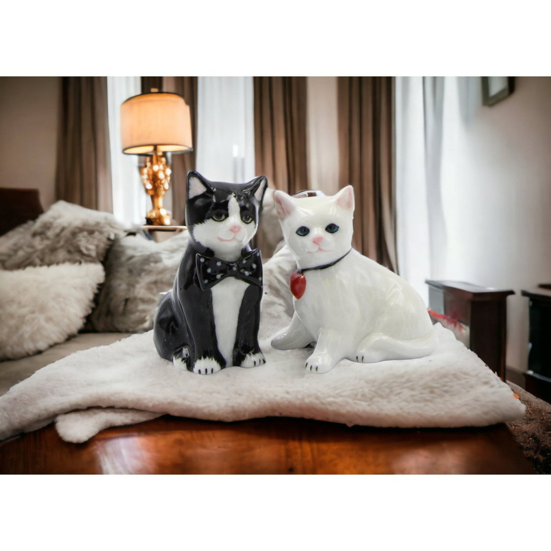 Ceramic Valentines Day Cat Couple Salt and Pepper Shakers for Image 1