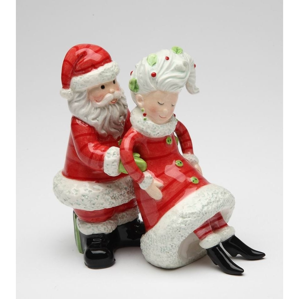 Mrs Claus Salt and Pepper Shakers Ceramic Kitchen Gift 4in Image 3