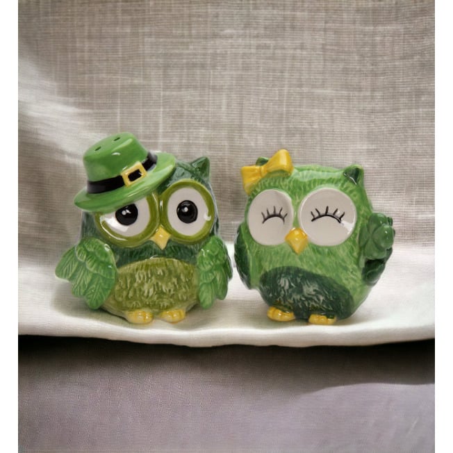 Ceramic Owl Salt and Pepper Shakers Set Irish Kitchen Image 1