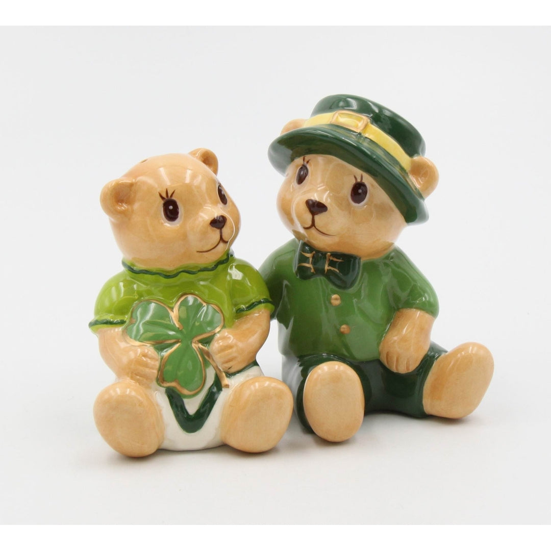 Ceramic Irish Teddy Bear Couple Shamrock Salt and Pepper Shakers Image 3