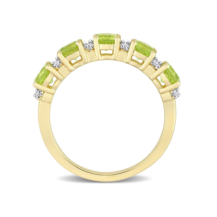 1.57 Carat (ctw) Peridot and White Sapphire Band Ring Yellow Plated Silver Image 4