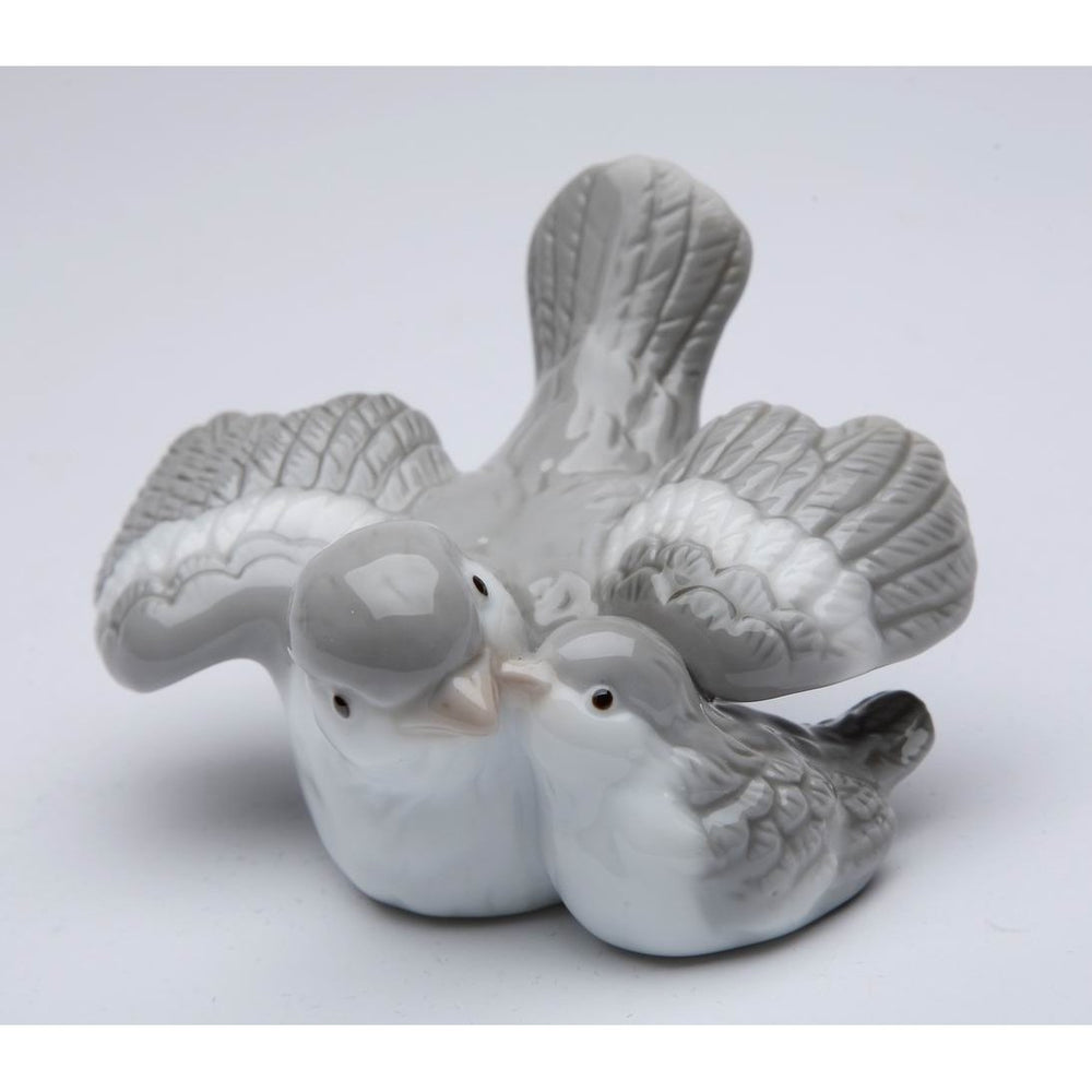 Ceramic Gray Bird Mom With Baby Bird Figurine Image 2