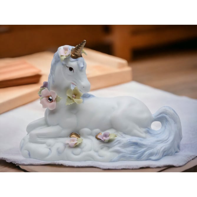 Ceramic Sitting Unicorn Figurine 5.75 Inch Vintage Fantasy Gift Image 2