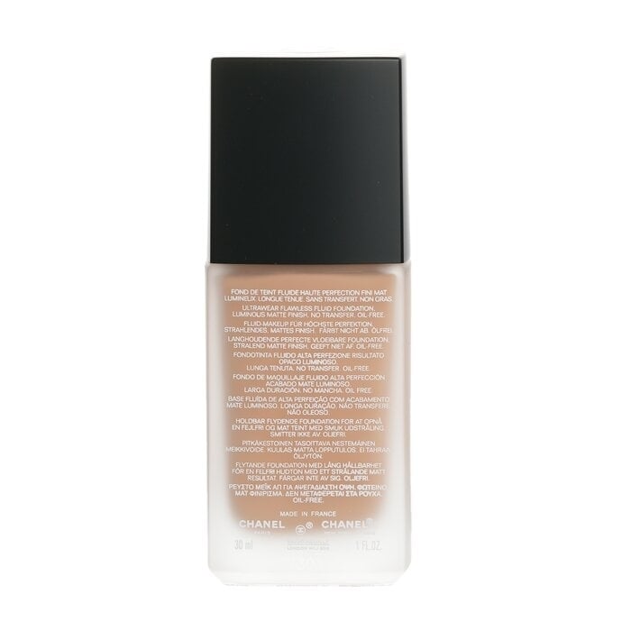 Chanel - Ultra Le Teint Ultrawear All Day Comfort Flawless Finish Foundation - BR42(30ml/1oz) Image 3