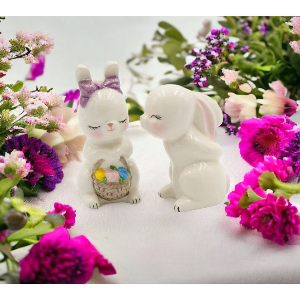 Ceramic Easter Bunny Rabbit Salt and Pepper Shakers Image 2