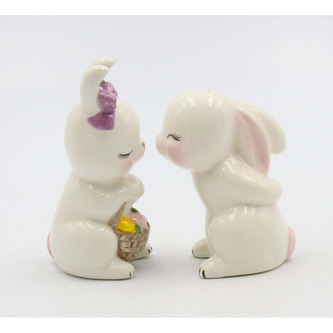 Ceramic Easter Bunny Rabbit Salt and Pepper Shakers Image 4