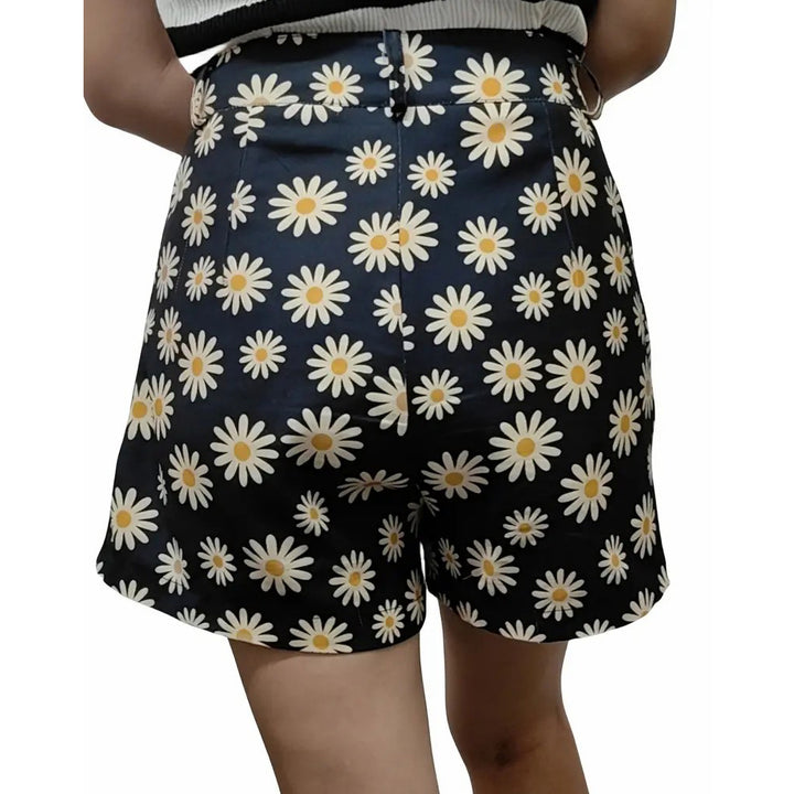 Daisy Print Versatile Shorts Casual High Waist Shorts Womens Clothing Image 3