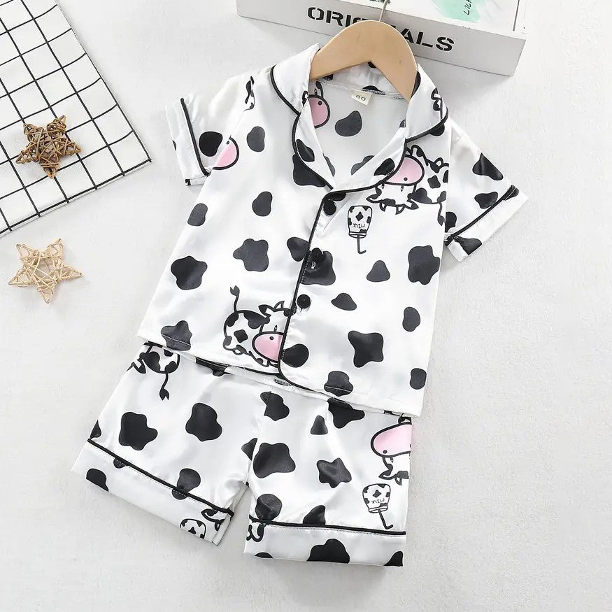 Toddler Girls 2pcs Cartoon Cow Pattern Pajamas Button Front Top and Elastic Waist Shorts Set Comfy Casual PJ Set Kids Image 2