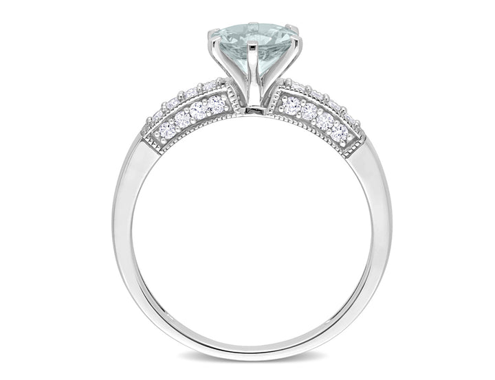 1.00 Carat (ctw) Light Aquamarine Ring with Diamonds in 10K White Gold Image 3