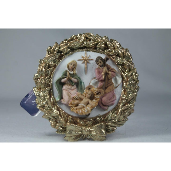 Fontanini-Made In Italy Holy Family In Gold Wreath 2023 Event Orn. 57023 NIB Image 1