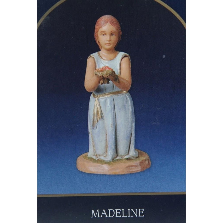 Fontanini -Italy Madeline With Roses 5" Series - Christianity 54038 In Box Image 1