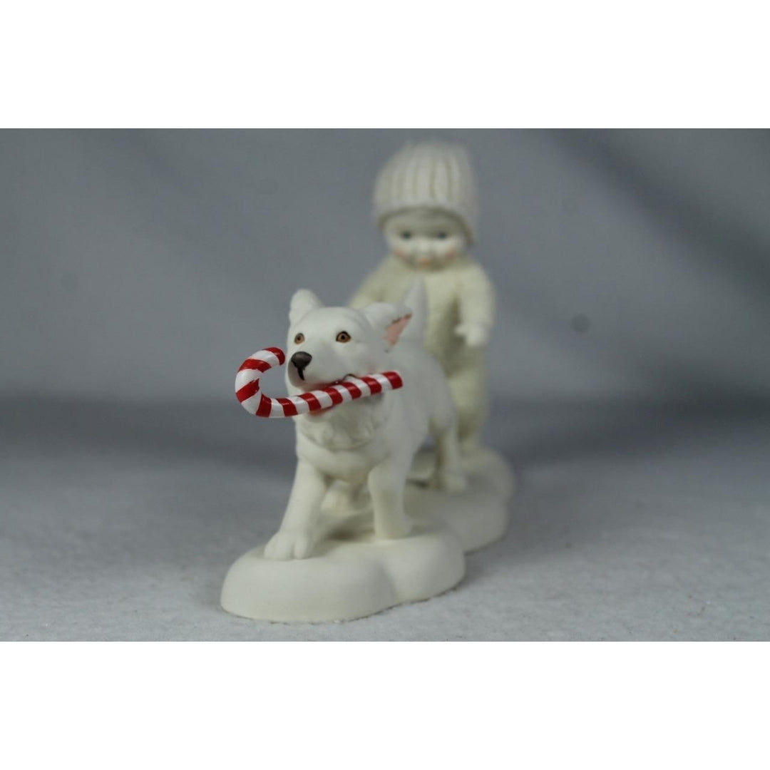 Snowbabies Dept 56 Candy Cane Chase 2024 Figurine 6014143 In Box Image 2