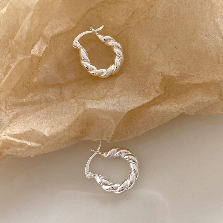 Twist ear buckle s925 sterling silver bright silver color cold wind and light wind early spring silver jewelry Image 1