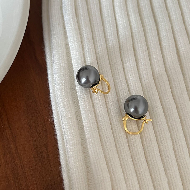 Gray pearl earrings s925 sterling silver sensitivity light luxury temperament big shell earrings womens earrings Image 1