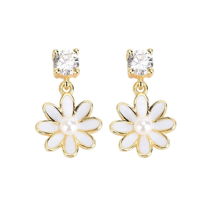 Pearl little daisy ear ring female small fresh S925 pure Tremella ditrotic earlier earrings design sensor vibrato live Image 4