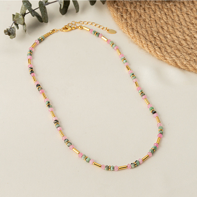 Spring  niche design feels powder green stone beading necklace contrasting color wild natural stone collar chain Image 1