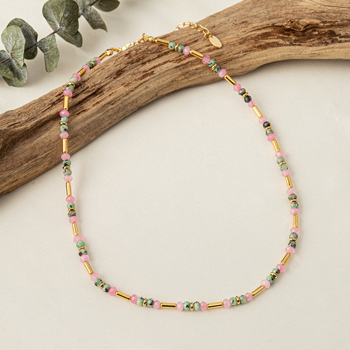 Spring  niche design feels powder green stone beading necklace contrasting color wild natural stone collar chain Image 2