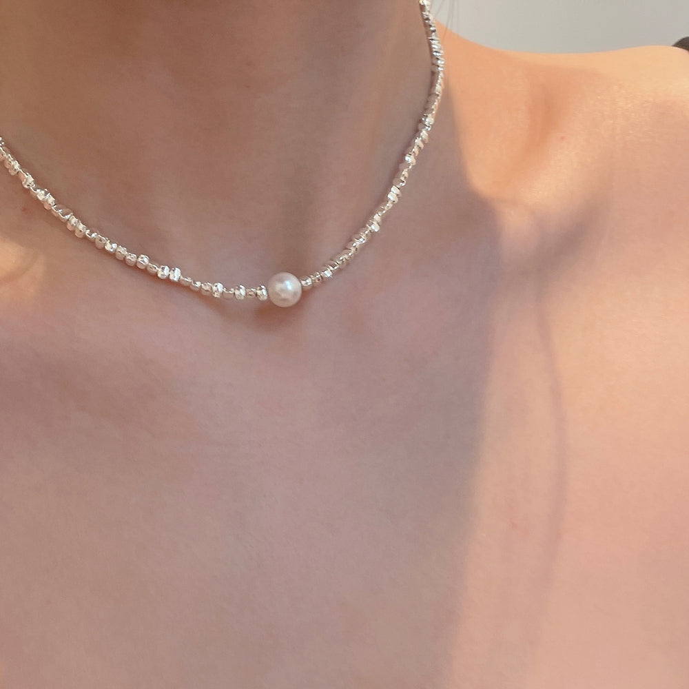 Triangle geometric crushed silver shell pearl necklace female summer clavicle chain niche design fashion  trend cold Image 2