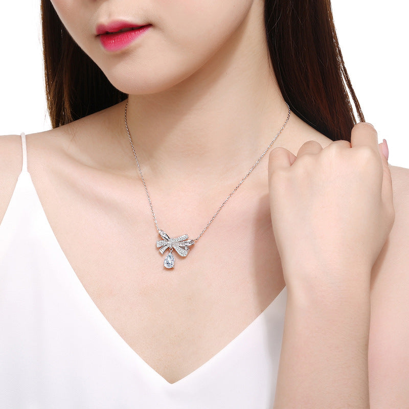 INS Net Red Clamp Chain Butterfly Dreaming Necklace Female Bow Korean Niche Sterling Silver Necklace Give Girlfriend Image 2