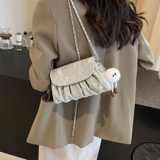 Chain texture crossbody small bag for women high-end and exquisite mobile phone small bag soft leather summer cloud bag Image 3