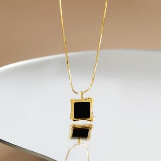 Pure silver snake bone chain Italian black agate sugar necklace summer womens high-end feeling niche gold-plated Stylish Image 2