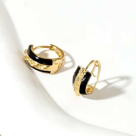 925 sterling silver black gold fashionable earrings niche minimalist versatile retro style accessories Image 4