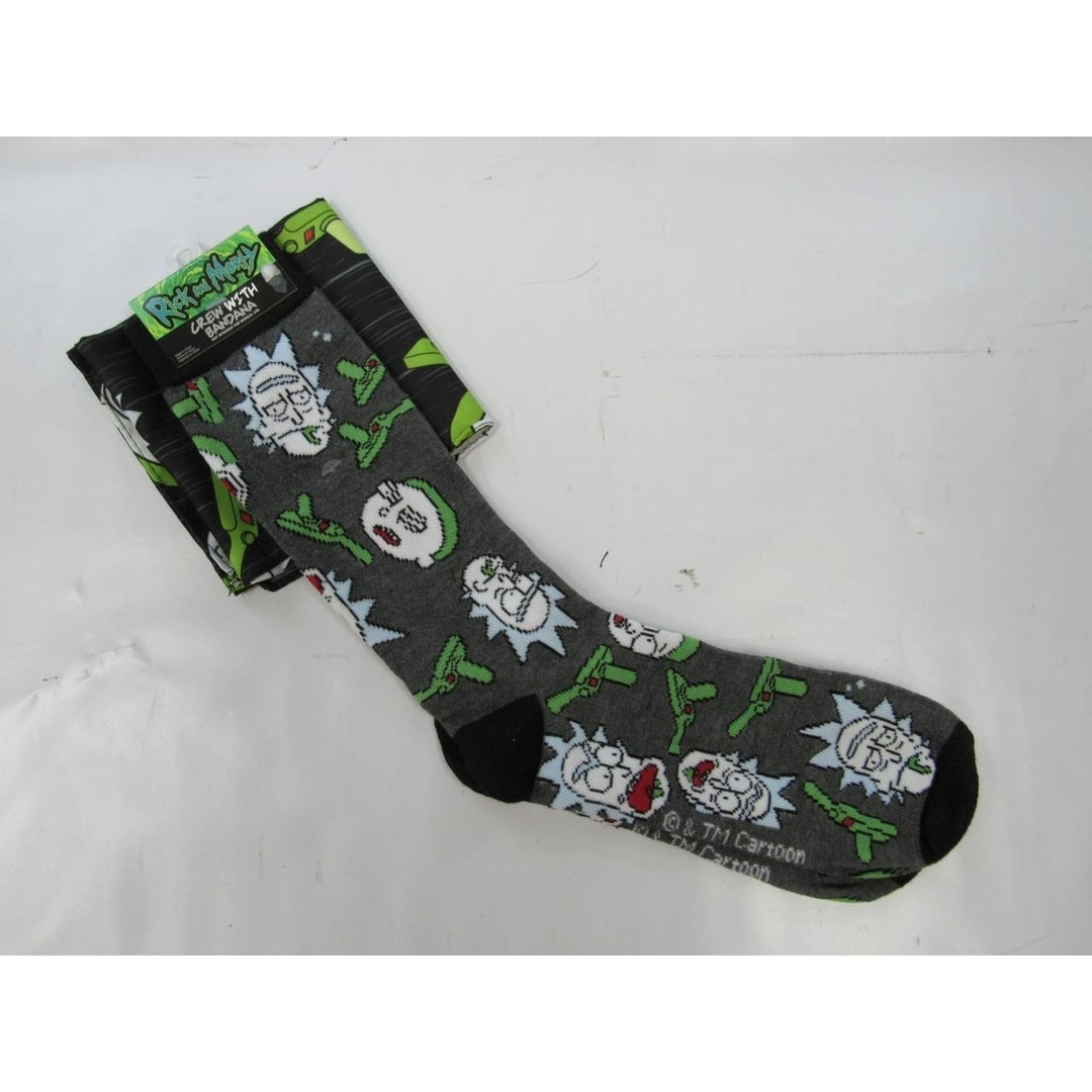 Rick and Morty Mens Sizes 6-12 OSFA Crew Socks and Bandana Image 4