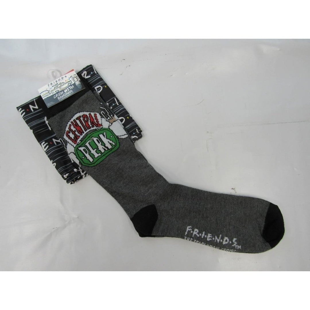 Friends Central Perk Mens Sizes 6-12 OSFA Gray Crew Socks and Bandana Image 2