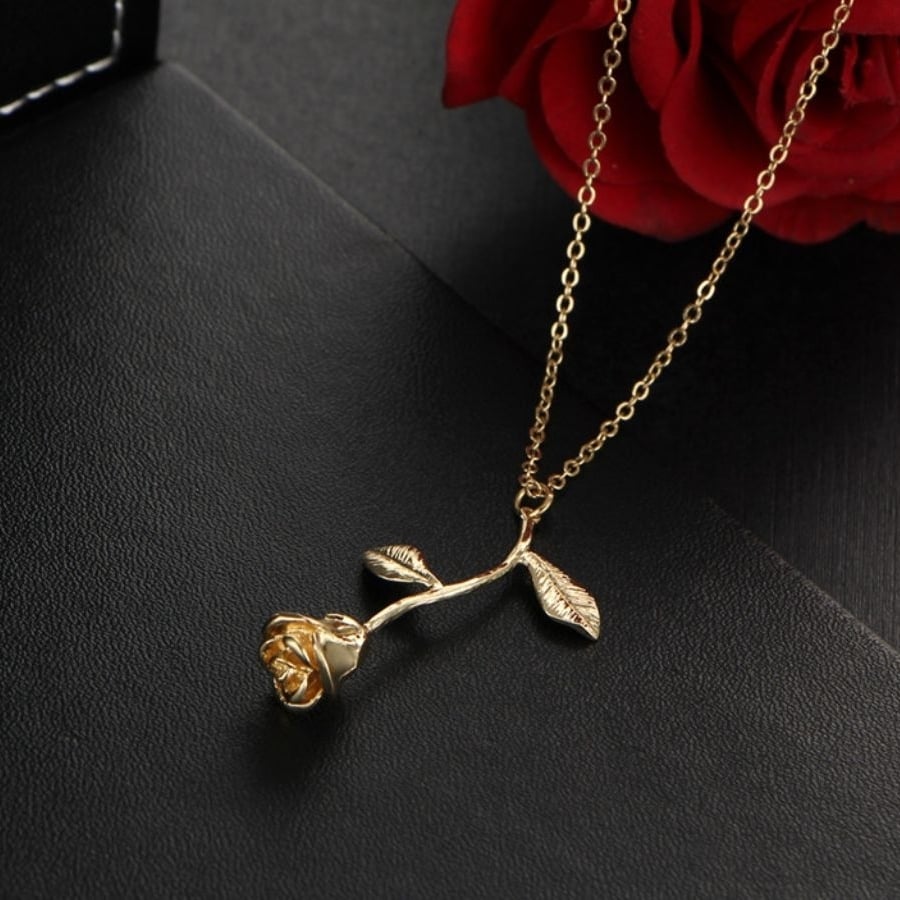 Women Delicate Rose Flower Pendant Chain Necklace Jewelry Image 1