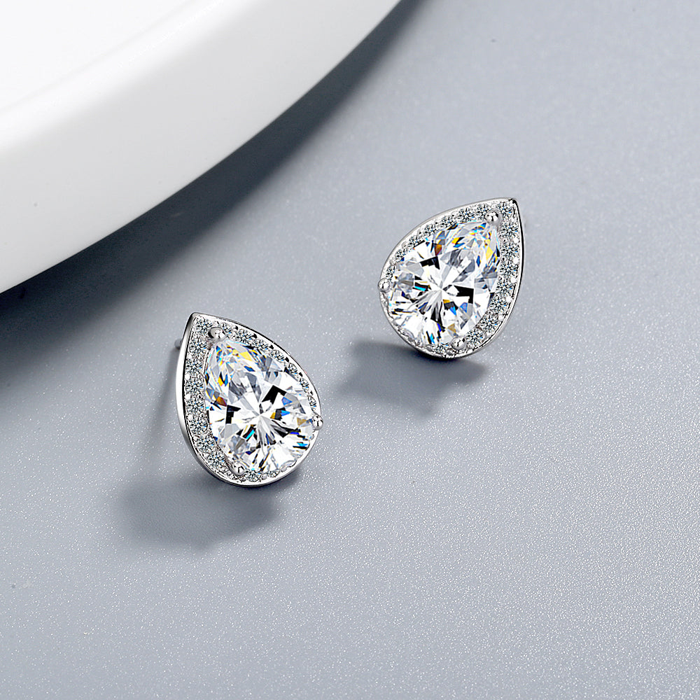 Luxury Water Drop Crystal Stud Earrings Image 3