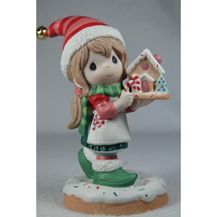 Precious Moments-A Christmas Treat For.... 2024 Annual Elf Fig 241013-NIB Image 1