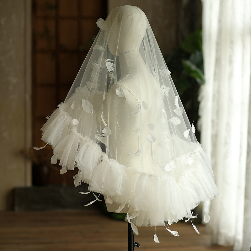 Korean Style Bridal Short Veil with Ostrich Feather,Ruffled Lace Trim Wedding Veil Image 2