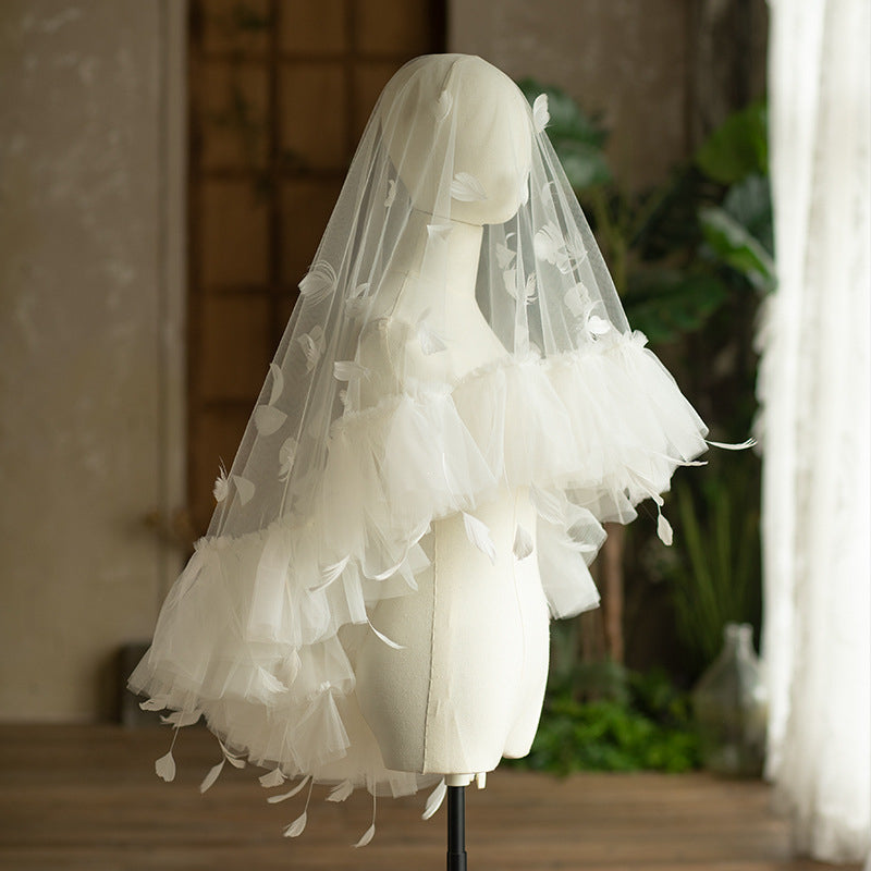 Korean Style Bridal Short Veil with Ostrich Feather,Ruffled Lace Trim Wedding Veil Image 4