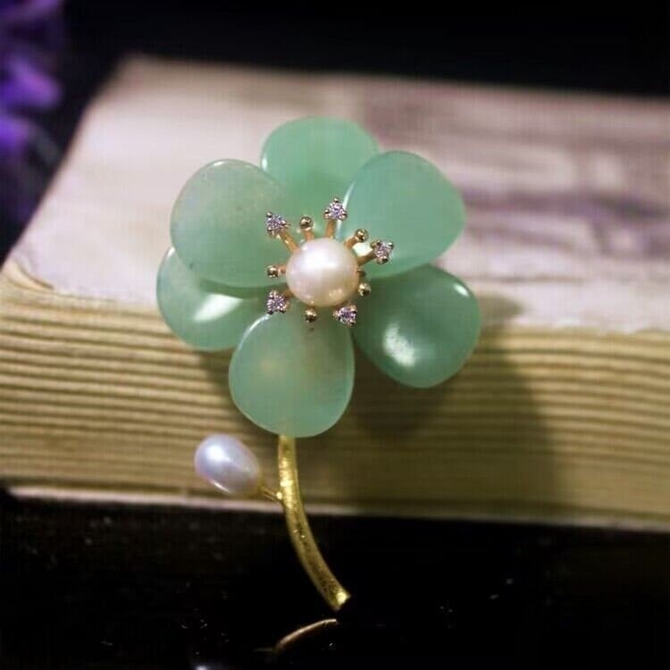 Green Jade Four Leaf Clover BroochGemstone Flower Brooch for Women Image 2